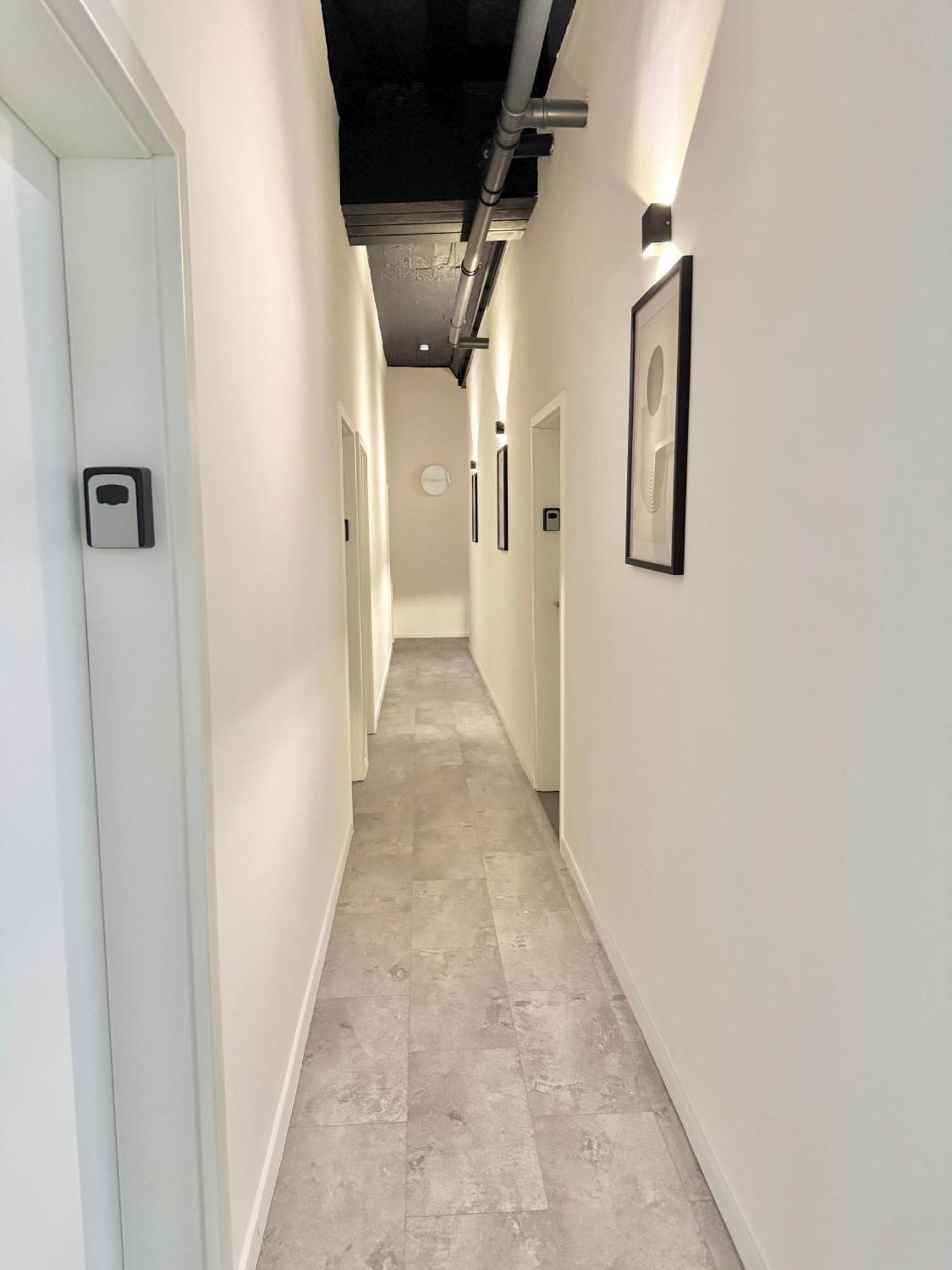 Heaven Homes - Doppelzimmer Mit Eigenem Bad Düsseldorf Exterior foto